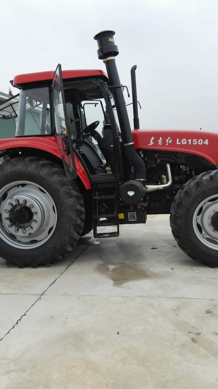 出售2015年东方红lg1504拖拉机