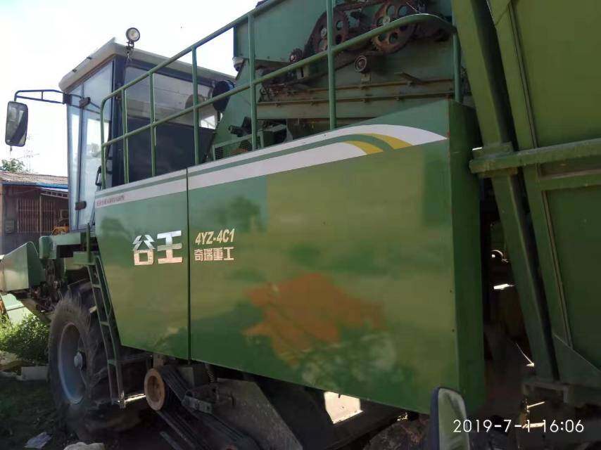 谷王4YZ-4C1玉米收割机