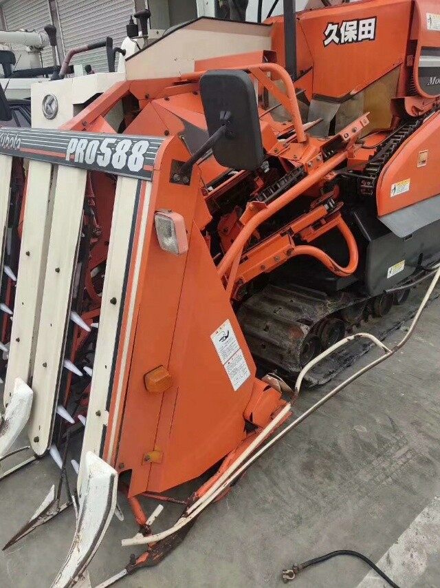久保田588收割机