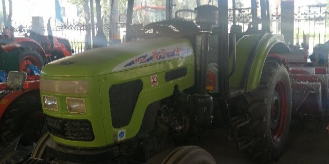 博马600轮式拖拉机