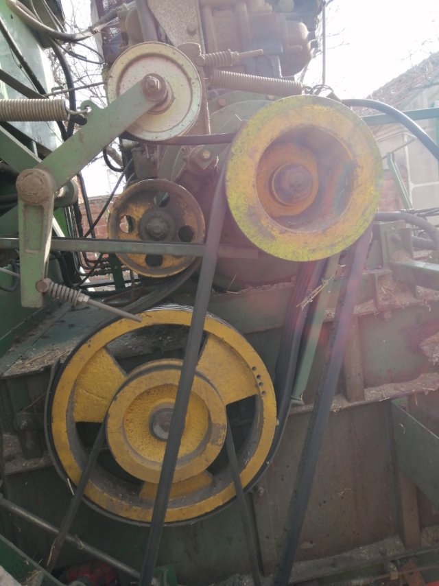 谷王TB60小麦收割机