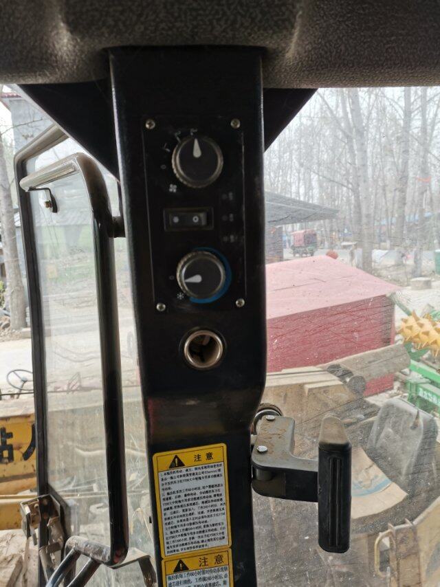 东方红LD1804拖拉机
