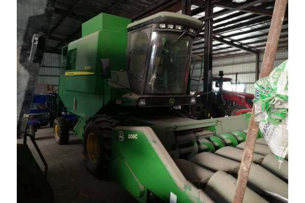 约翰迪尔r230收割机