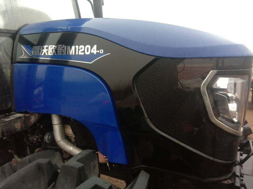 雷沃M1204D拖拉机