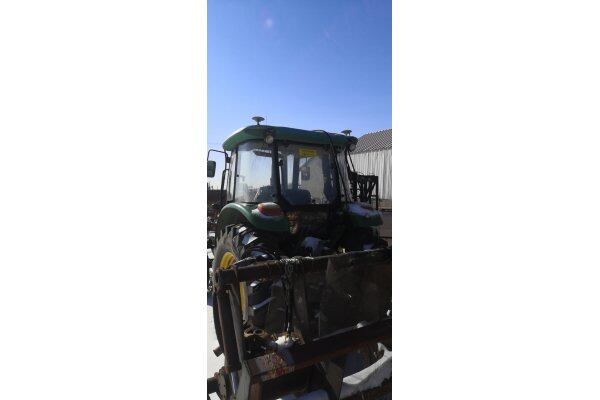 约翰迪尔1054拖拉机