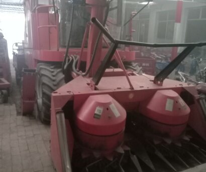 顶呱呱9QZ-2100A青饲料收获机