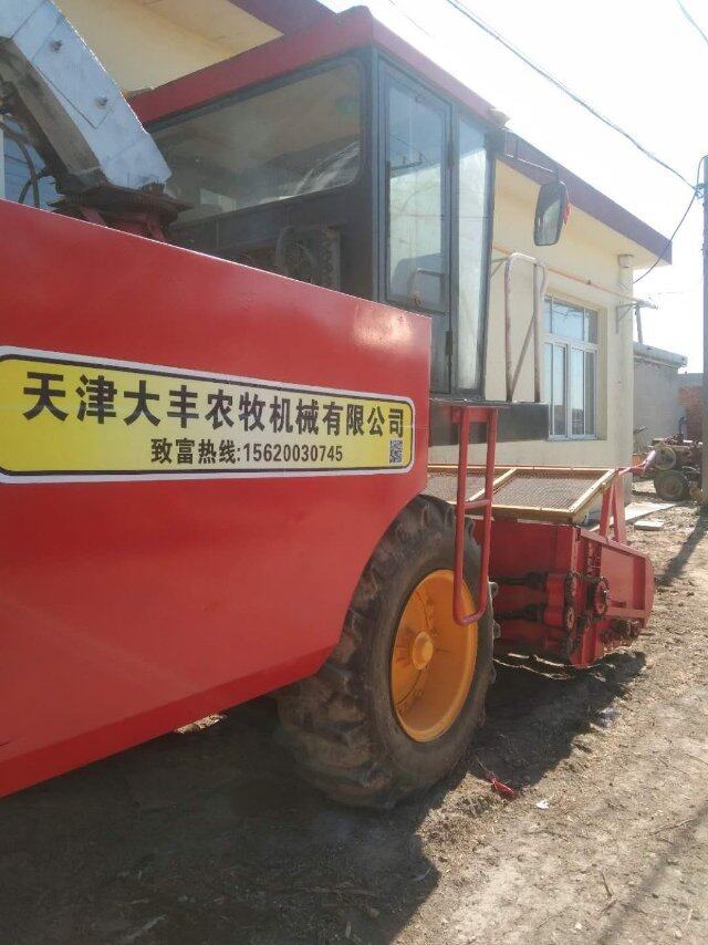 永兴青贮收割机