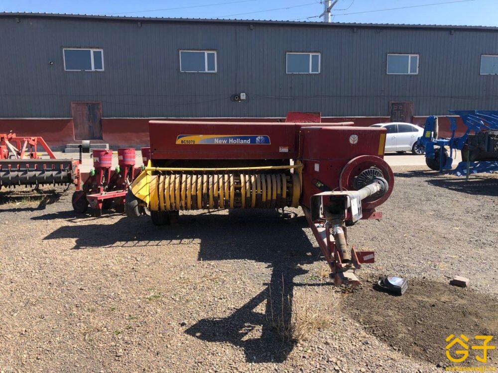 纽荷兰bc5070小方捆打捆机