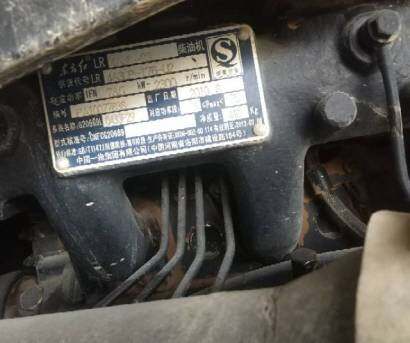 东方红LX1000拖拉机