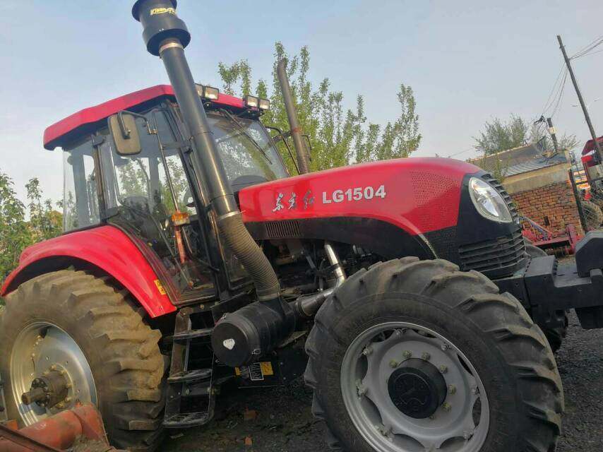 东方红LG1504拖拉机