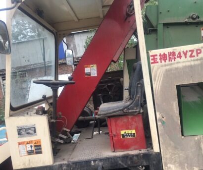 玉神牌4YZP-2剥皮型收割机