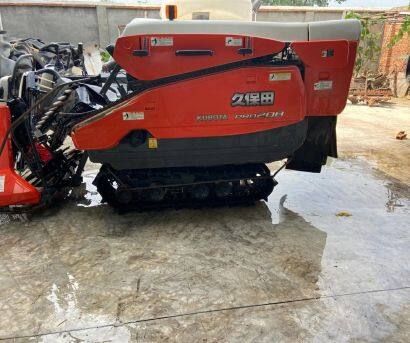 久保田208收割机