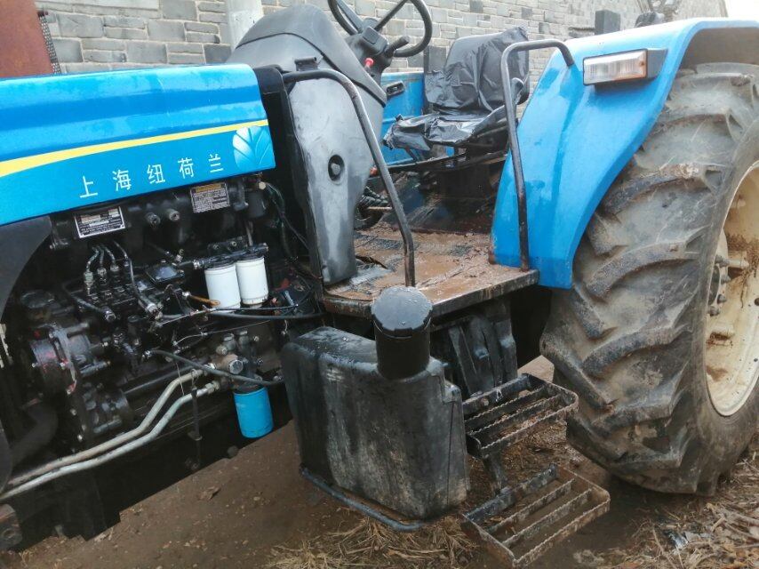 上海纽荷兰SNH1000拖拉机