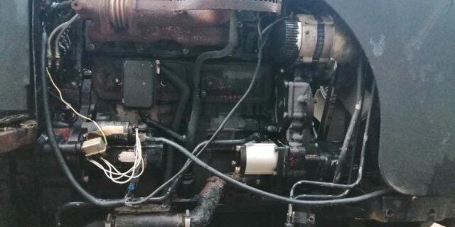 上海纽荷兰SNH1000拖拉机