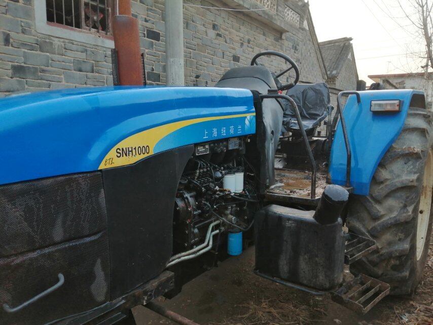 上海纽荷兰SNH1000拖拉机