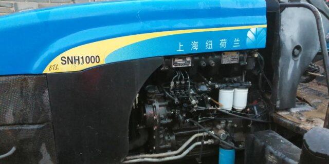 上海纽荷兰SNH1000拖拉机