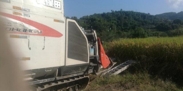 久保田888收割机