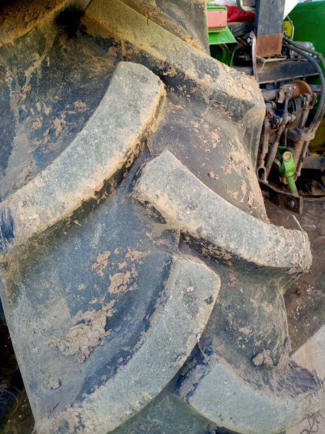 东风1204轮式拖拉机
