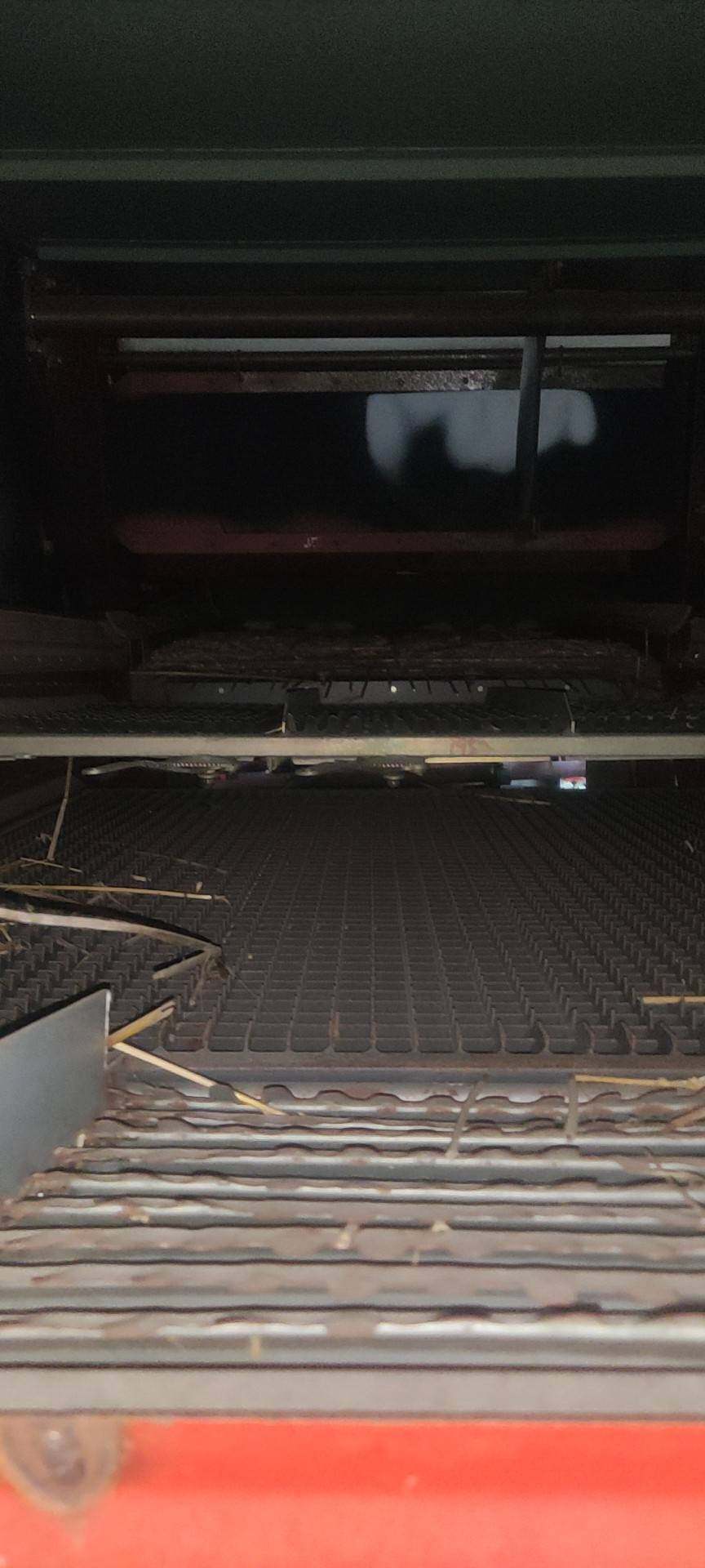 巨明4LZ-7.0轮式谷物联合收割机