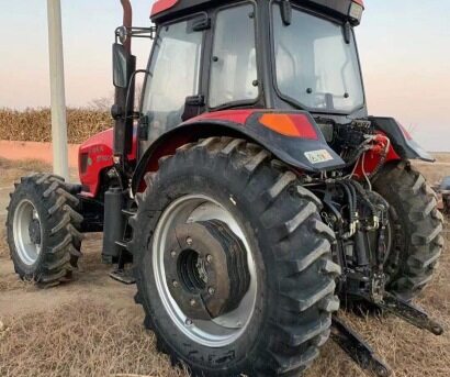 东风df1604-1轮式拖拉机