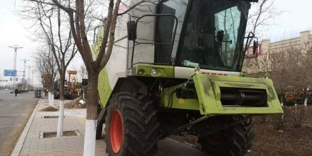 CLAAS（科乐收) DOMINATOR 370 联合收割机