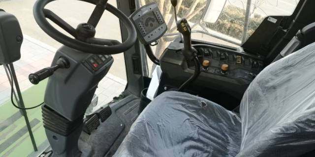 CLAAS（科乐收) DOMINATOR 370 联合收割机