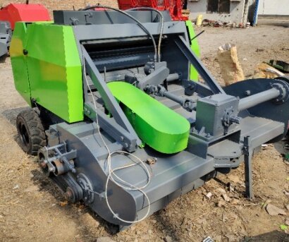 裕泰9YQ-180型粉碎打捆機(jī)