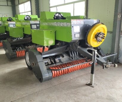 中聯(lián)重科9YF-2200型方捆打捆機