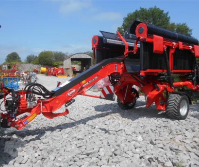 庫恩MERGE MAXX760-950-1090輸送帶式摟草機(jī)