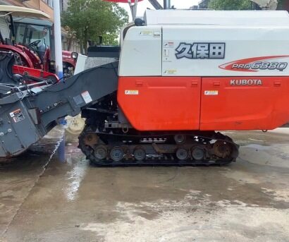 久保田PRO688Q全喂入履帶收割機