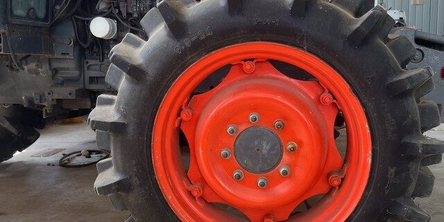 久保田954拖拉机