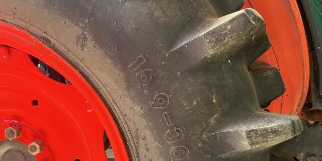 久保田954拖拉机