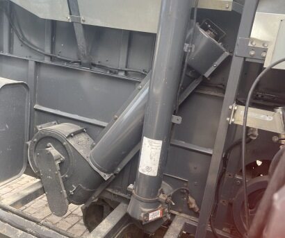 久保田4LZ-4J（PRO988Q-Q）全喂入履帶收割機