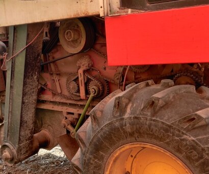 中联谷王TB70(4LZ-7B)小麦收割机