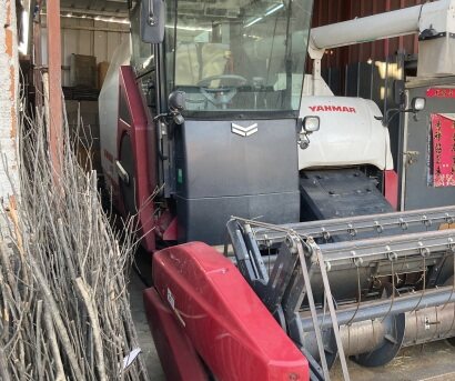 洋馬YH1180全喂入收割機(jī)