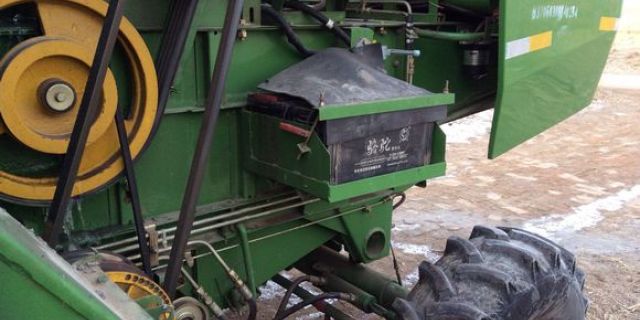 出售2015年谷王TB60小麦收割机