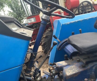 上海SH650拖拉機(jī)