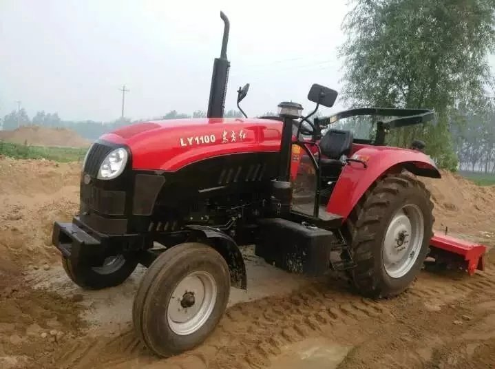 出售2016年东方红LX1004拖拉机