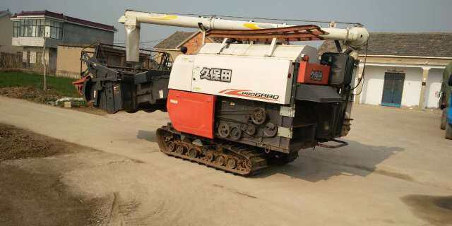 久保田688收割机