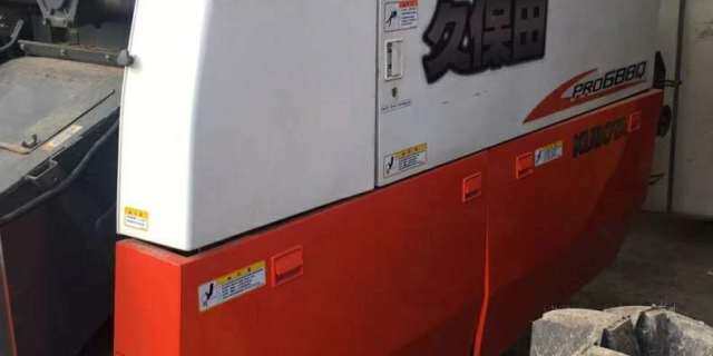 久保田688收割机
