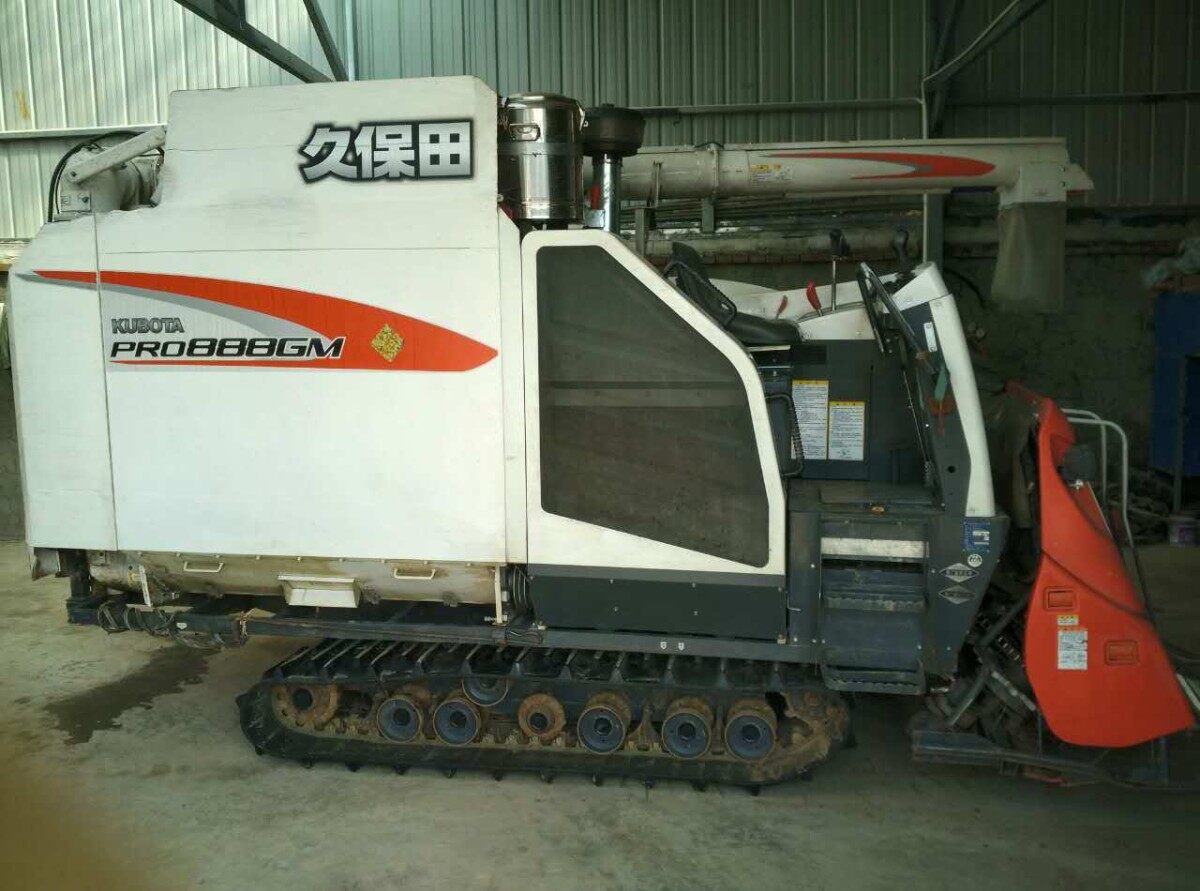 久保田888收割机