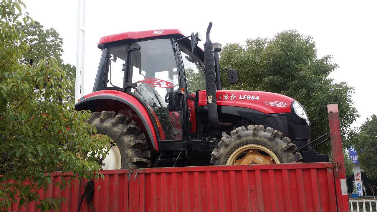 出售2016年东方红lf954拖拉机