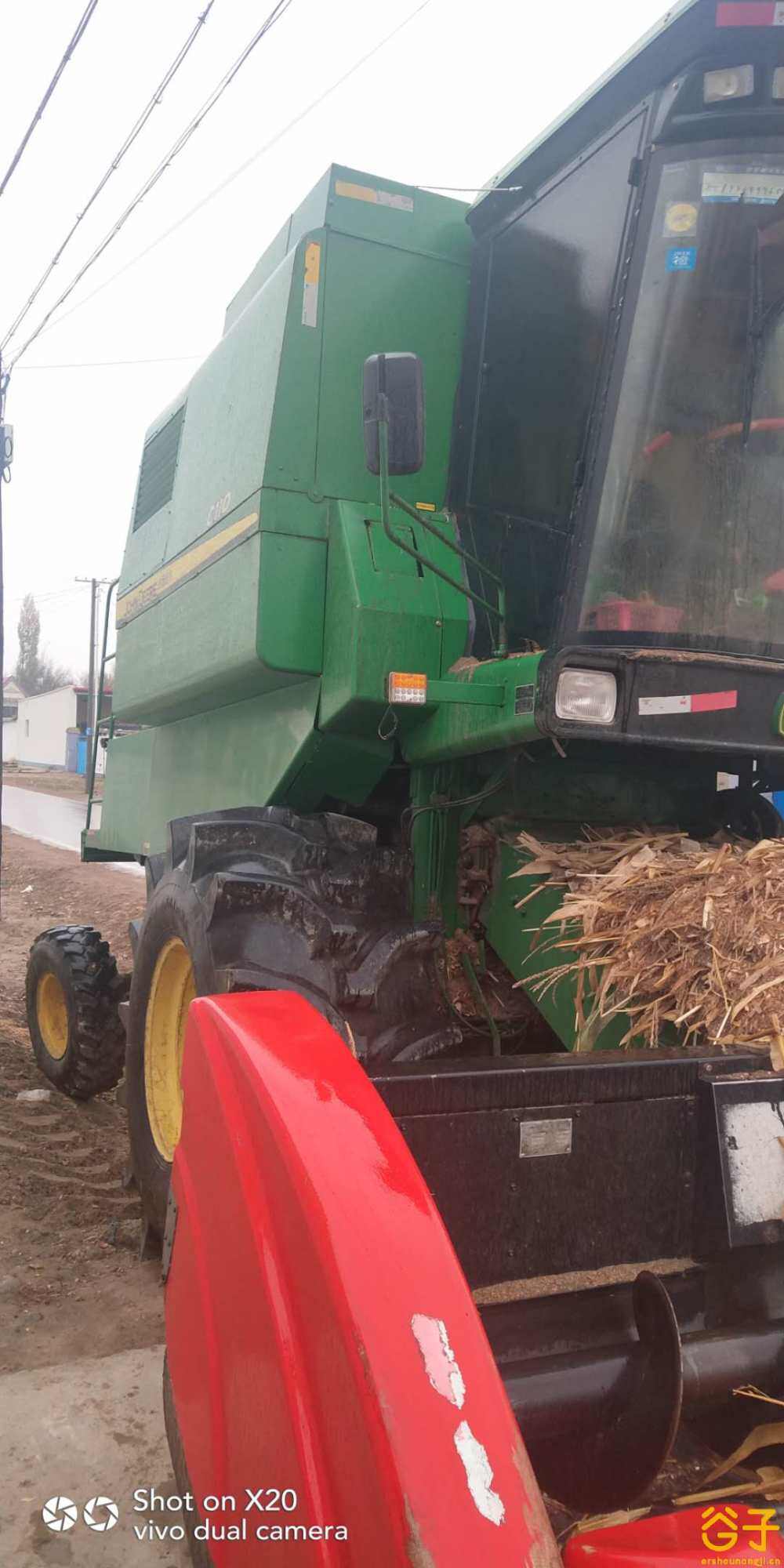 约翰迪尔c110联合收割机