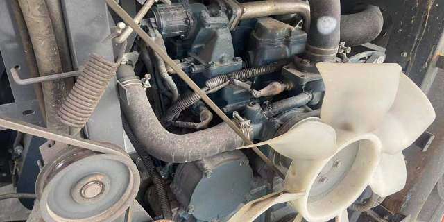 久保田4LZ-6A2（PRO1108）全喂入轮式收割机