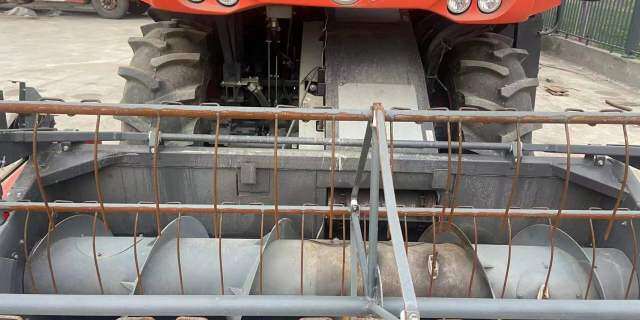 久保田4LZ-6A2（PRO1108）全喂入轮式收割机