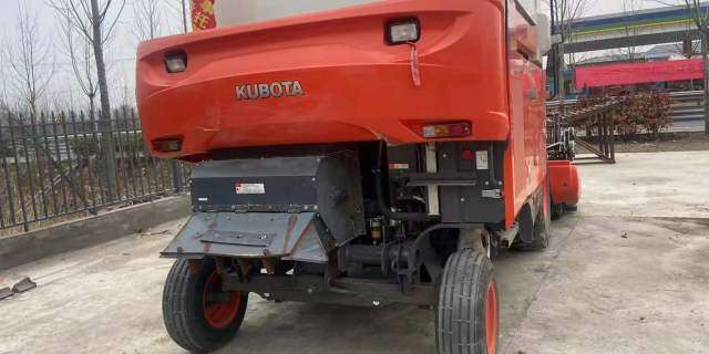 久保田4LZ-6A2（PRO1108）全喂入轮式收割机