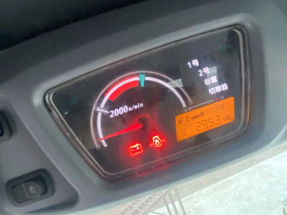 久保田4LZ-6A2（PRO1108）全喂入轮式收割机