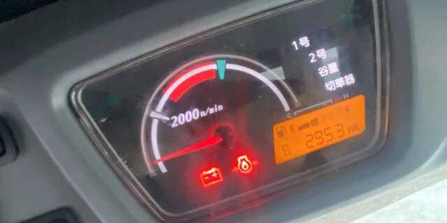 久保田4LZ-6A2（PRO1108）全喂入轮式收割机