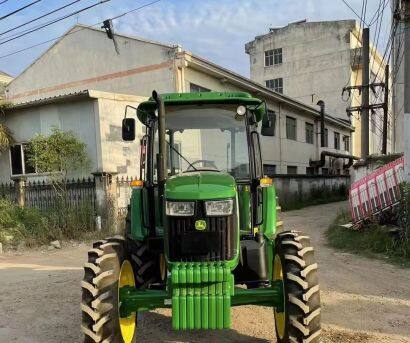 約翰迪爾5E-1004拖拉機(jī)