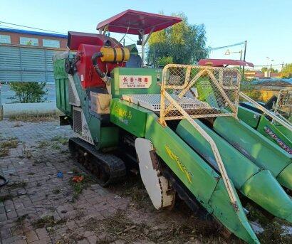 丘陵悍馬4YZL-2H型自走履帶式玉米收割機(jī)